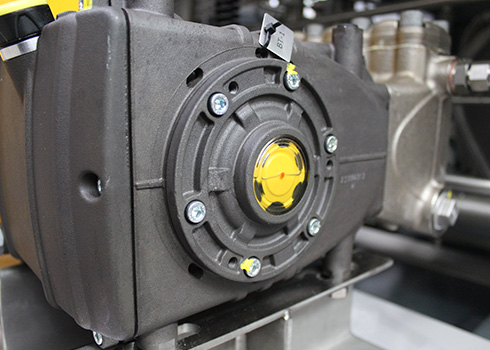 Manutenção em Bombas Triplex